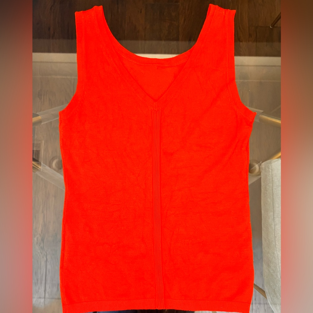 Versona Red Sleeveless Top